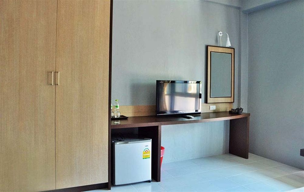 Hotel Chalong Sea Breeze Exterior foto